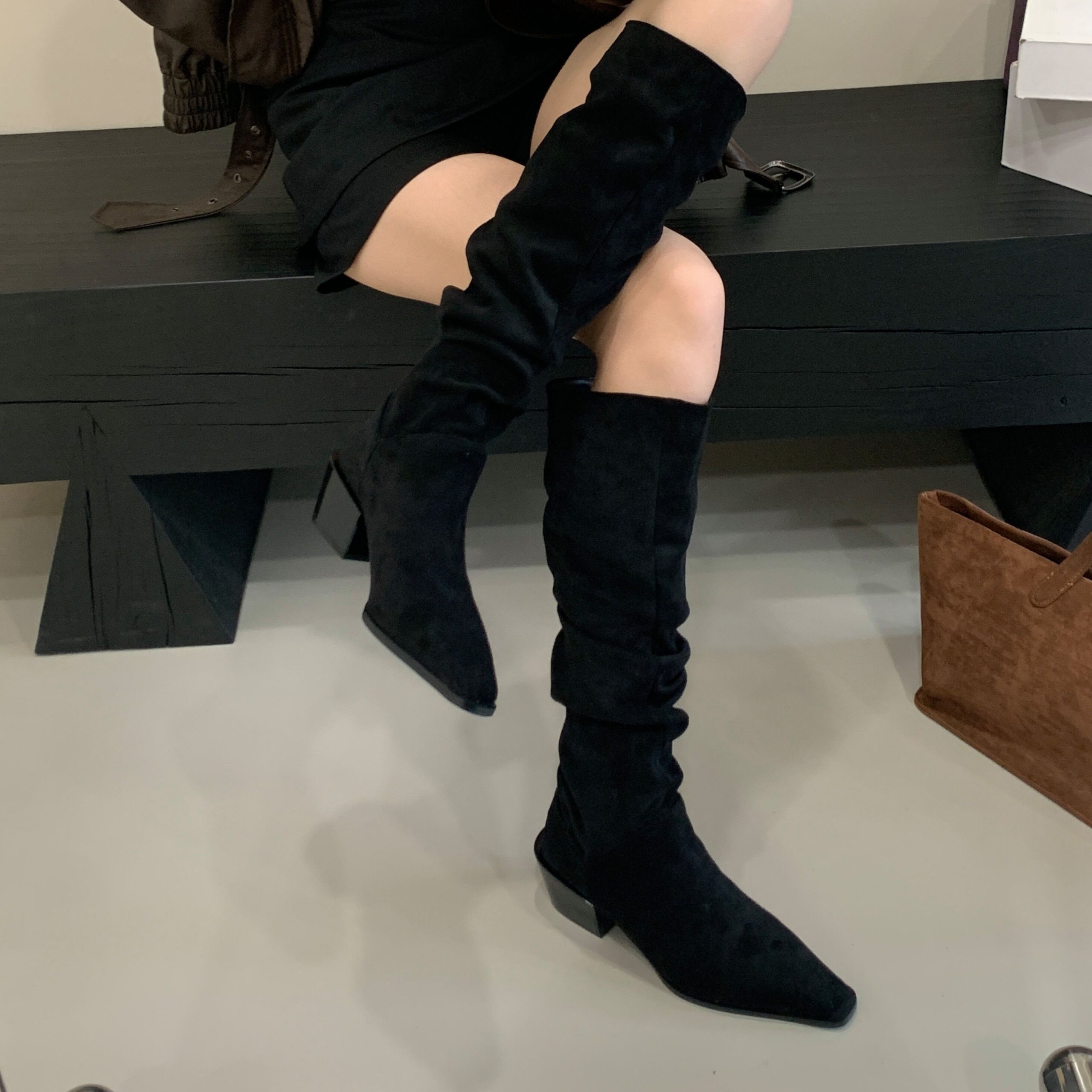 2025 New Fashion Versatile European American Style Suede Square Toe Chunky Heel Riding Boots Tall Boots Slim High Boots Women - Image 5