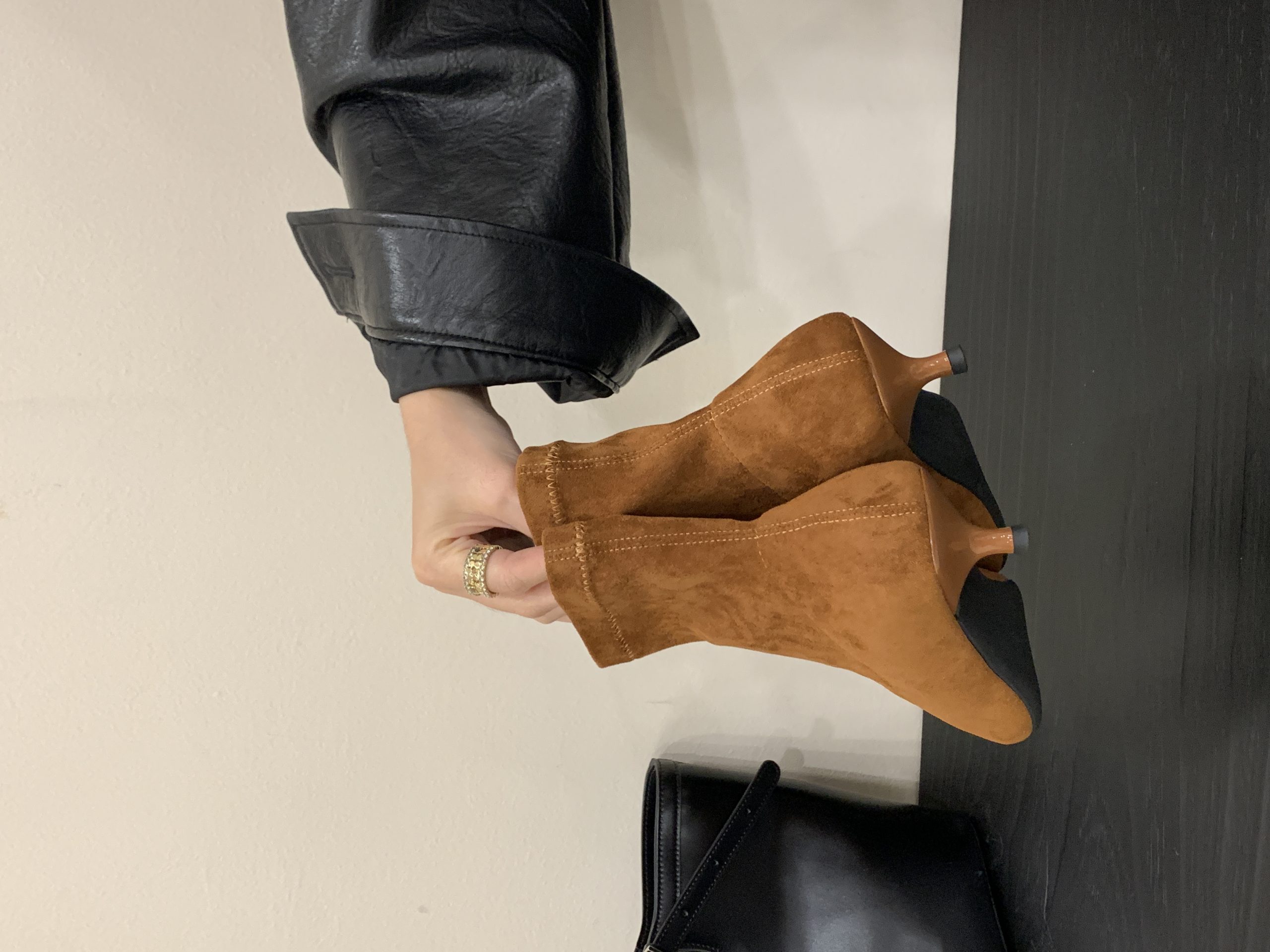 2025 New Fashion Ankle Boots for Women Pointed Toe Low Heel Simple Slim Fit Boots - Style 7a6411 - Image 3