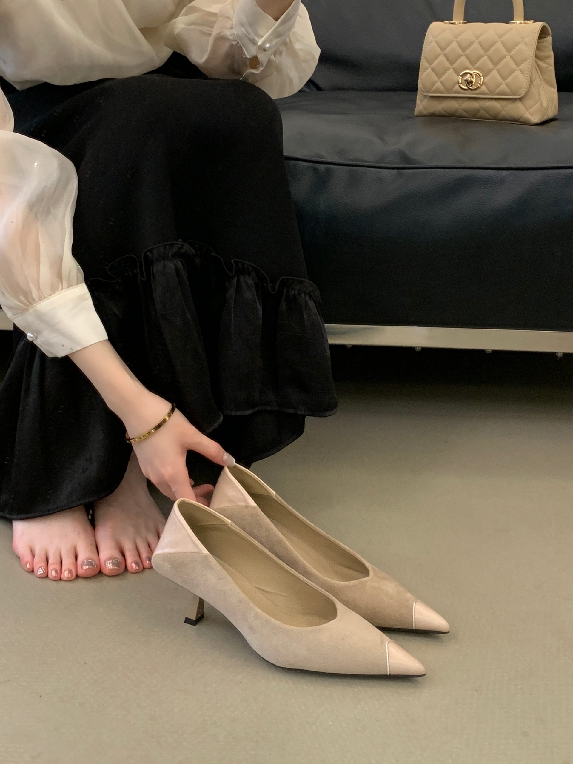 2026 New Autumn Thin Heel Pointed Toe Fashion Shallow Mouth Retro High Heel Comfortable Flat Shoes
